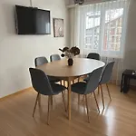 Near Slopes 2 Bedrooms With Balcony *