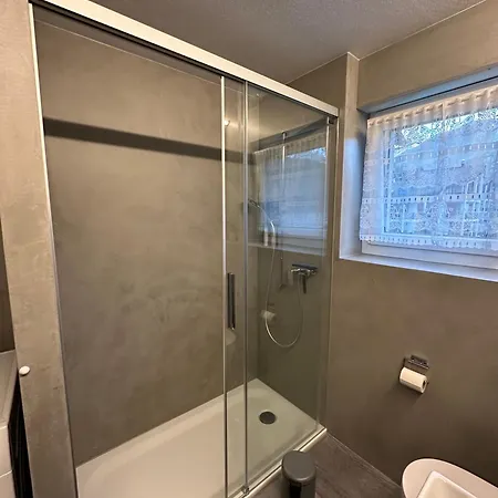 Near Slopes 2 Bedrooms With Balcony Διαμέρισμα *