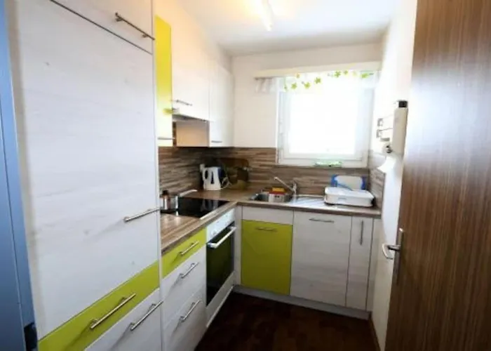 Near Slopes 2 Bedrooms With Balcony 公寓 萨斯费